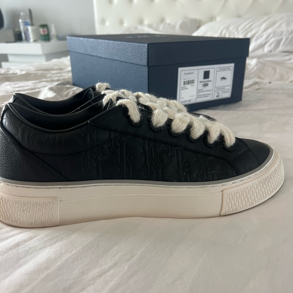 Dior Black and Cream Casual Sneakers - Picture 2 of 7